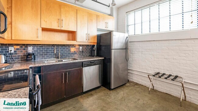 Foto del edificio - 16 S Market St