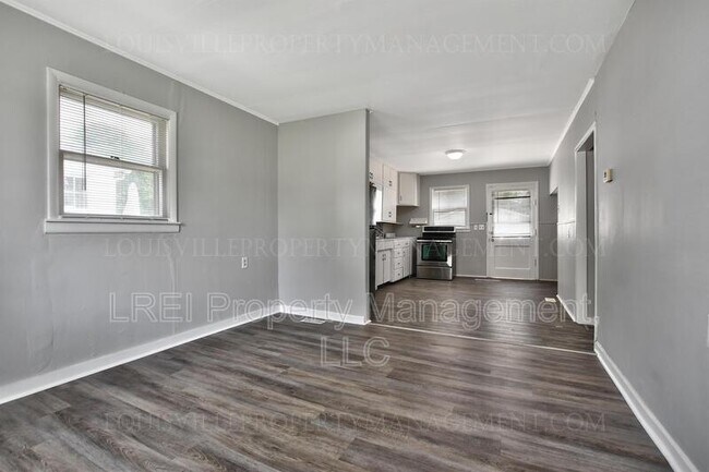 Foto del edificio - 1733 McDonald Ln