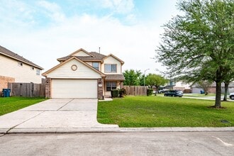 Building Photo - 4435 Crossvine Ave