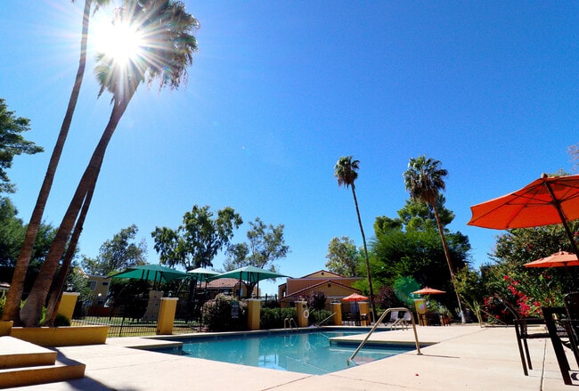 Photo - El Conquistador Apartments