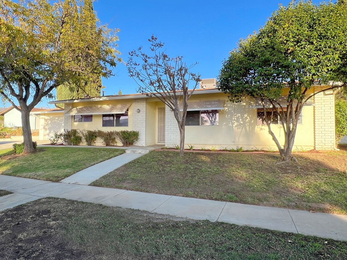 Foto principal - ***Pending approval***Charming Yucaipa 3 b...