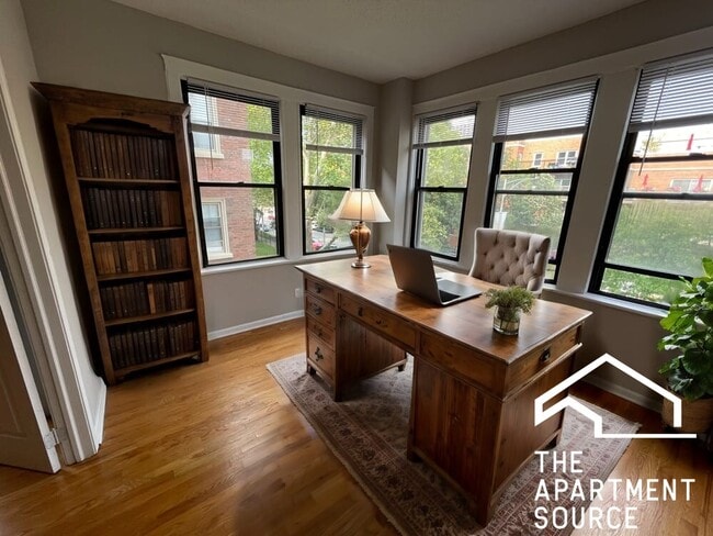 Foto del edificio - 4242 N Sheridan Rd