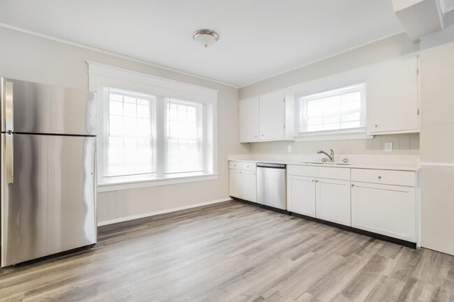 Building Photo - 196 Butler Ct