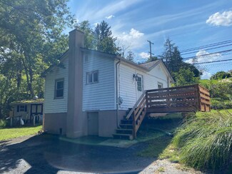 Building Photo - 930 Gravel Pike