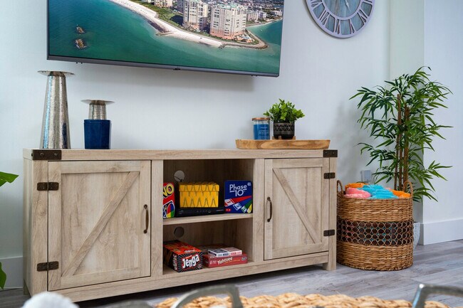 Foto del edificio - 380 Seaview Ct