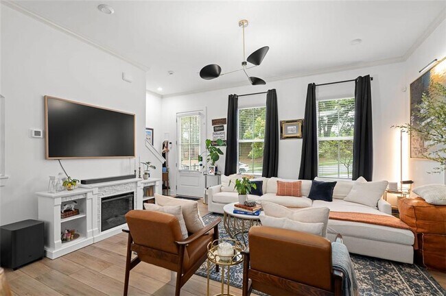 Foto del edificio - 1328 Breezy St SE