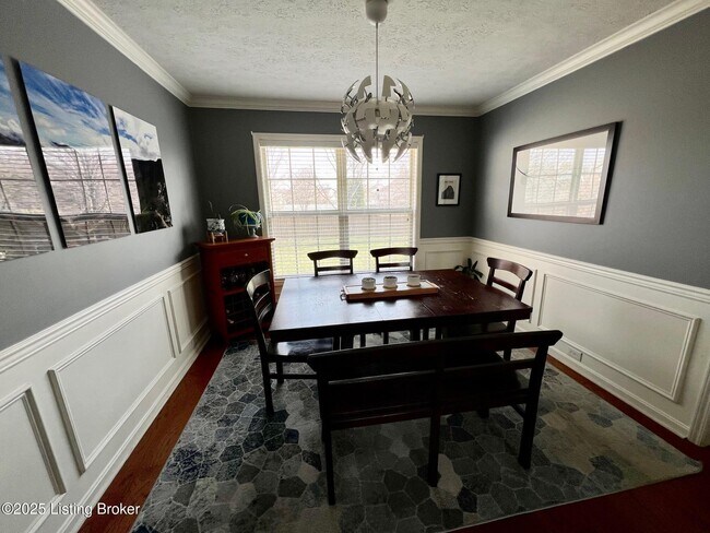 Foto del edificio - 9216 Newbury Ct