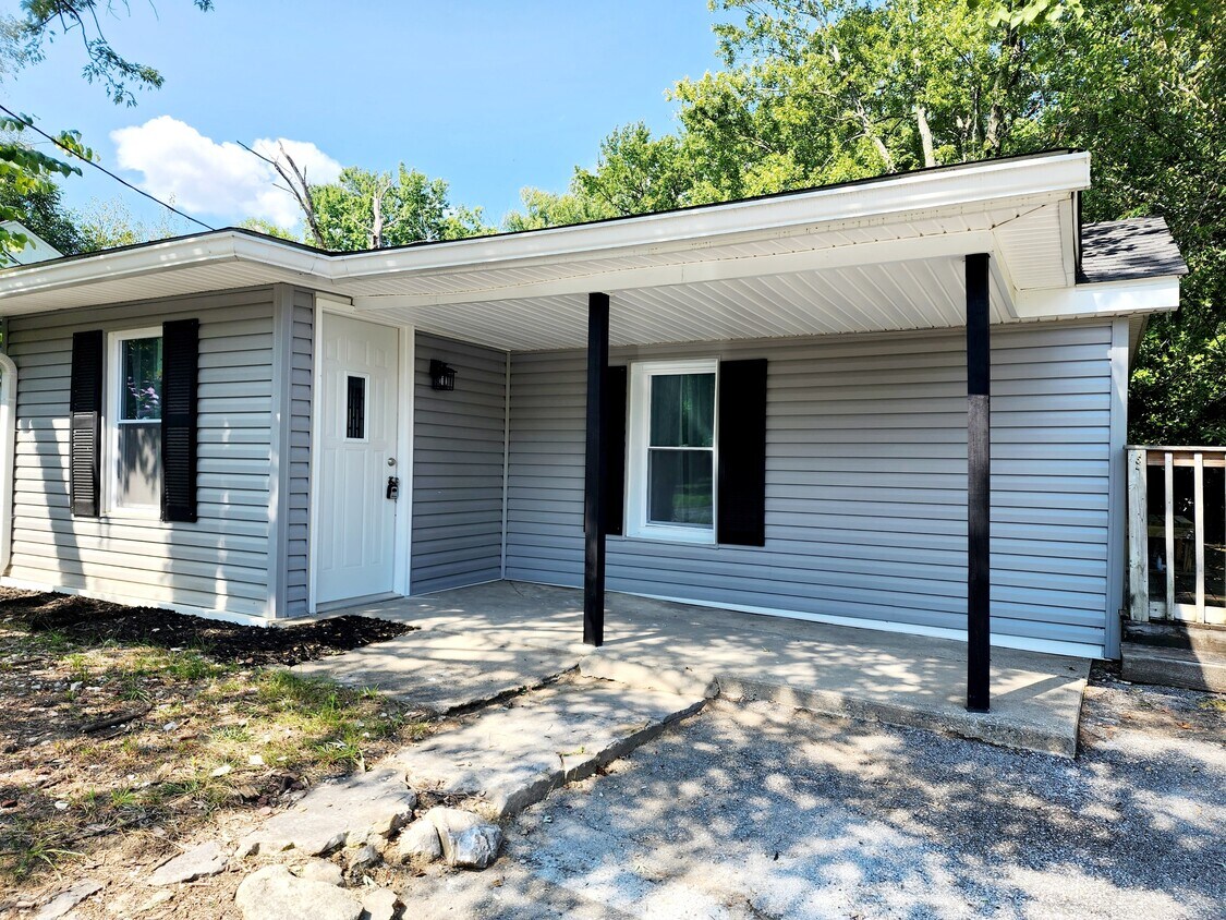 Foto principal - 213 Starlight Dr