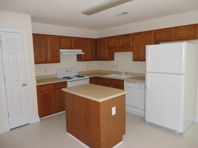 Building Photo - 13419 Glencreek Ln