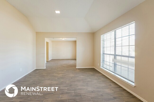 Foto del edificio - 7132 Penshire Dr