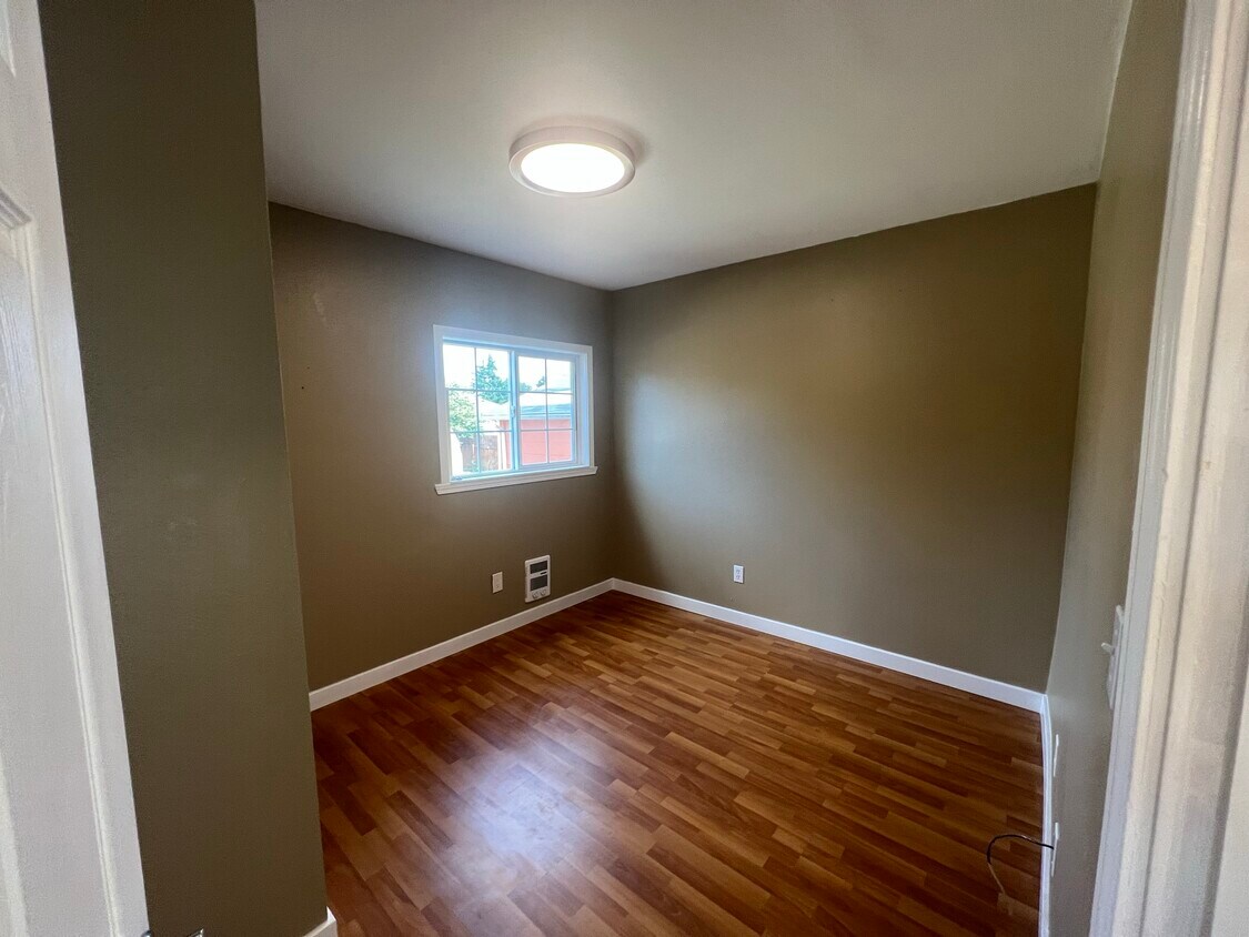 Foto del edificio - 1211 E 72nd St