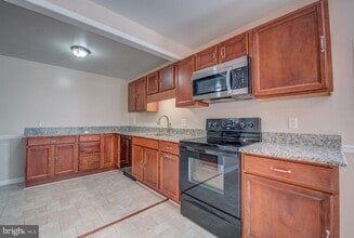 Building Photo - 10605 Willetts Crossing Rd