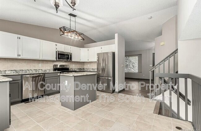 Foto del edificio - 10172 Woodrose Ln