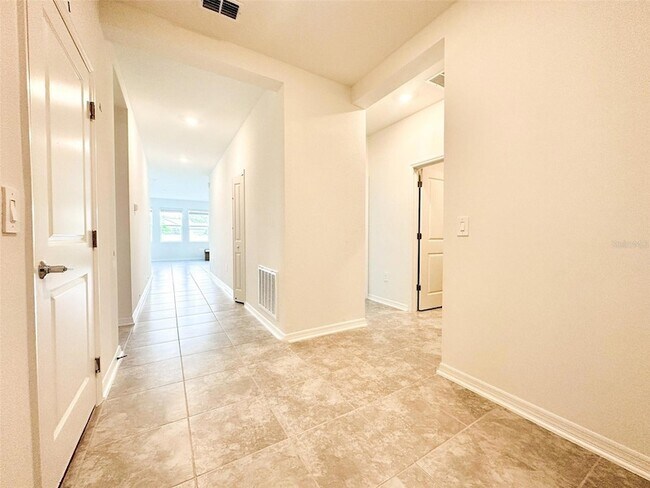 Foto del edificio - 4189 Babbling Brook Wy