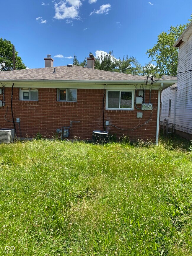 Foto del edificio - 604 S Biltmore Ave