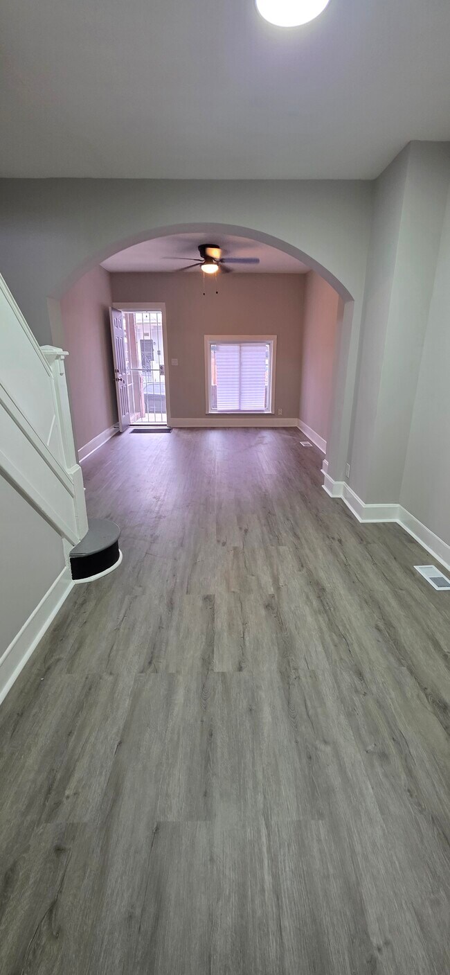 Foto del edificio - 440 N Robinson St