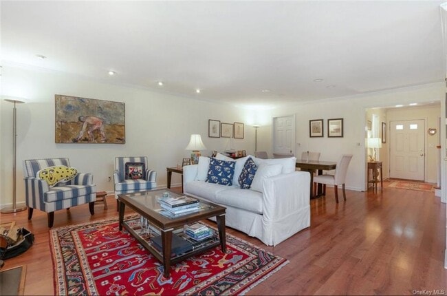 Building Photo - 72 Locust Ridge