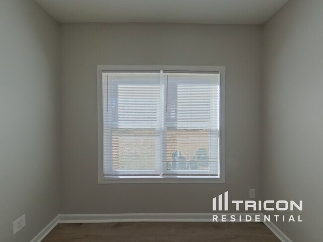 Building Photo - 5710 Old Meadow Rd