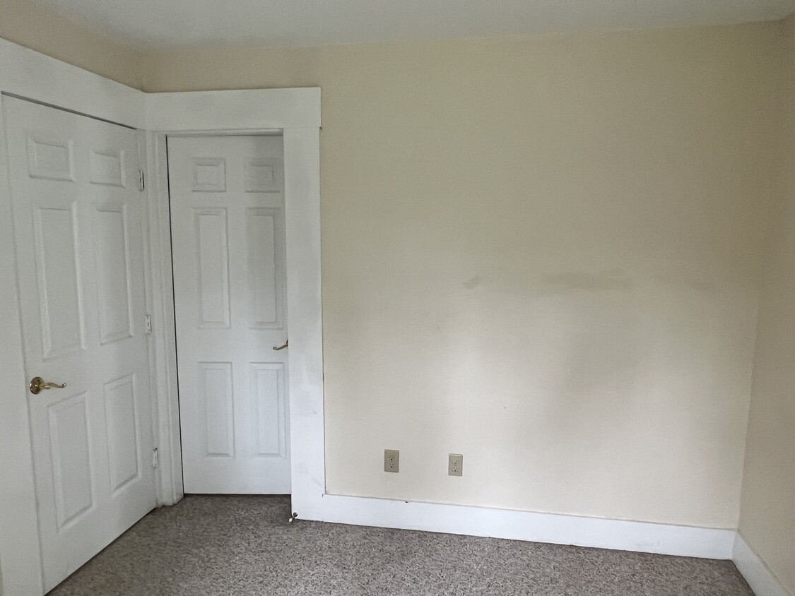 Foto principal - 256 Belmont Ave