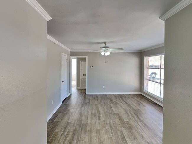 Foto del edificio - 2123 Raspberry Ln