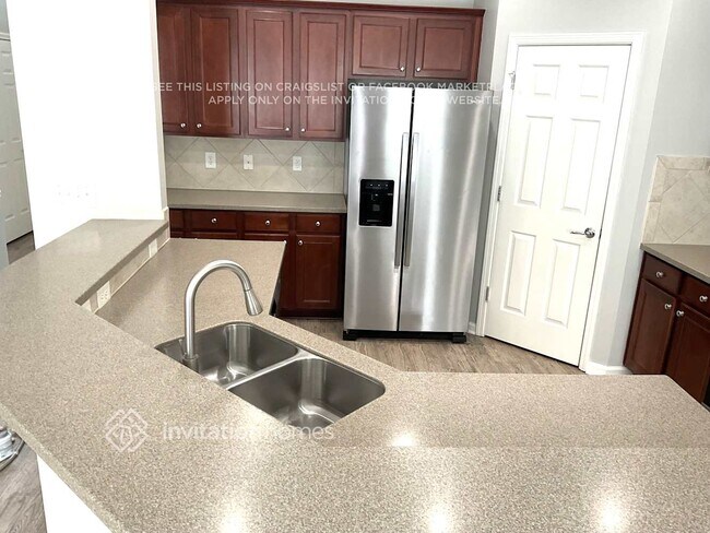 Foto del edificio - 905 Idlewood Dr