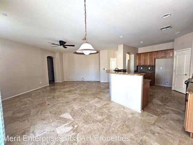 Foto del edificio - 4 br, 2 bath House - 2936 E COUNTRY SHADOW...