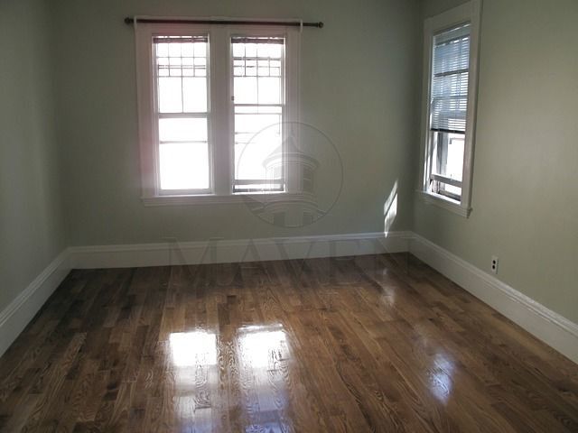 Primary Photo - Union Square area, 4 bedroom, 2 bathroom a...