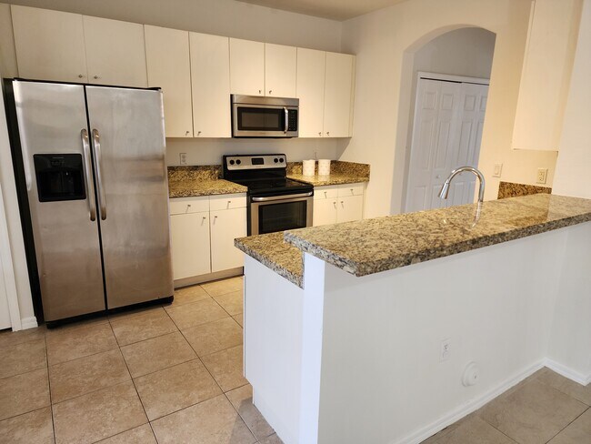 Building Photo - 10831 SW 240th Ln