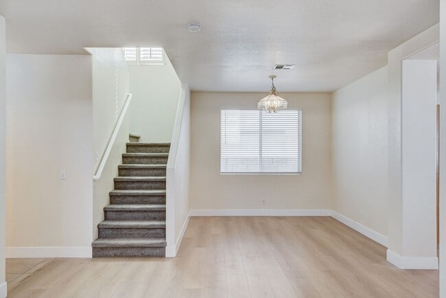 Building Photo - TOPAZ