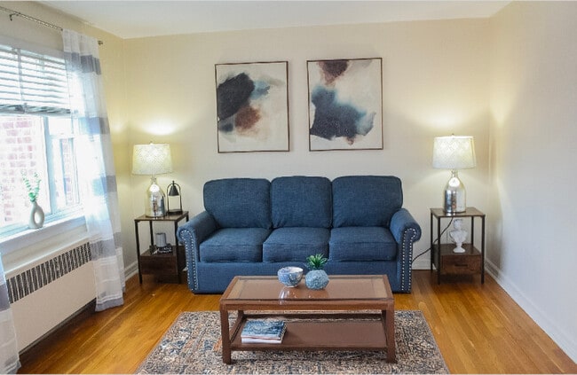 Living Room - Danker Village Apartments
