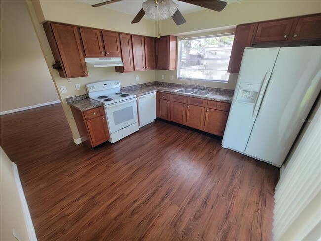 Building Photo - 22794 Penny Loop