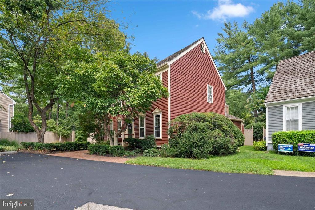 Foto principal - 2085 Cobblestone Ln