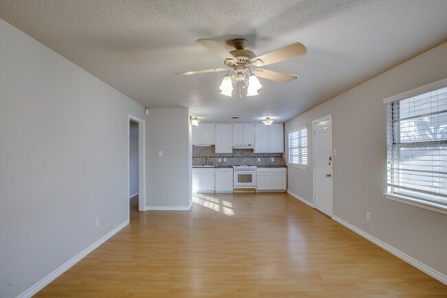 Foto del edificio - 5421 49th St