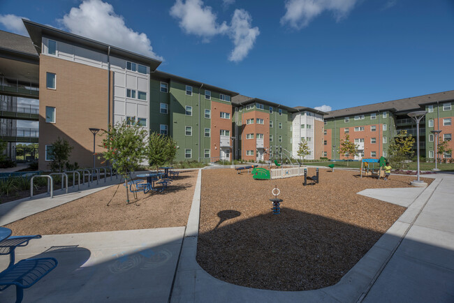 Foto del edificio - New Hope Housing on Reed