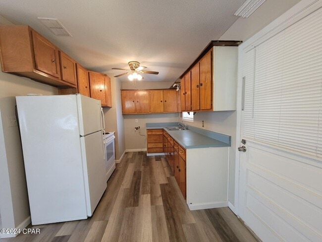 Foto del edificio - 2307 W 21st St