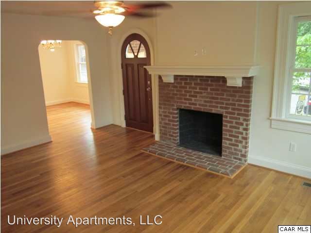 Building Photo - 110 Kent Ter