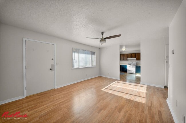 Building Photo - Endearing 2 Bedroom Cedar City Townhome