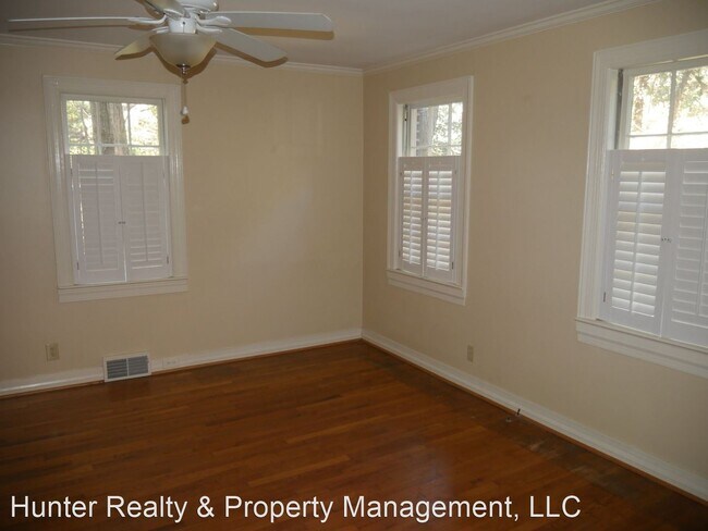 Building Photo - 4 br, 2 bath House - 2434 Rosewood Ave