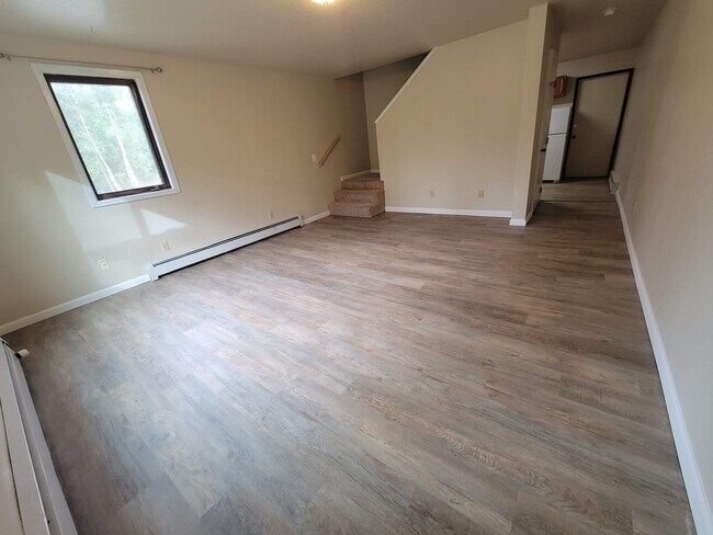 Building Photo - 3125 East Beech Way, Unit 1 - Beech