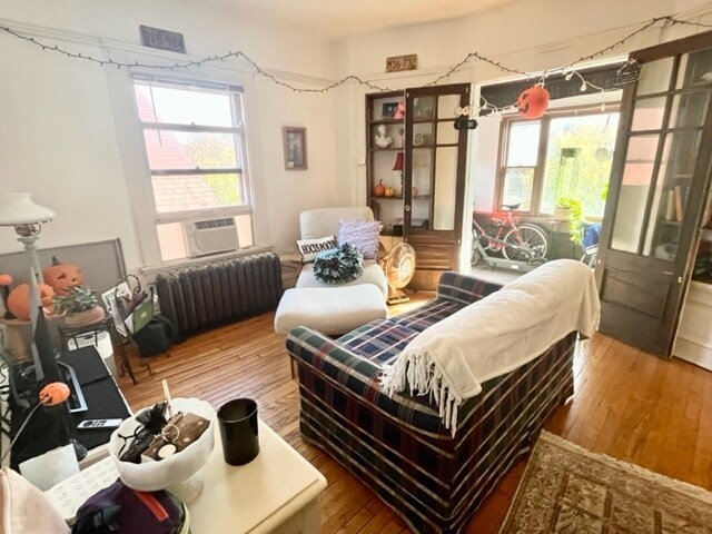 Foto principal - 110-112 E Dayton St
