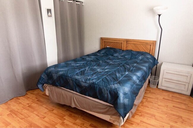 Photo - Kearns House