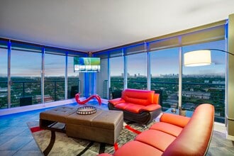 Building Photo - 1720 Harrison St