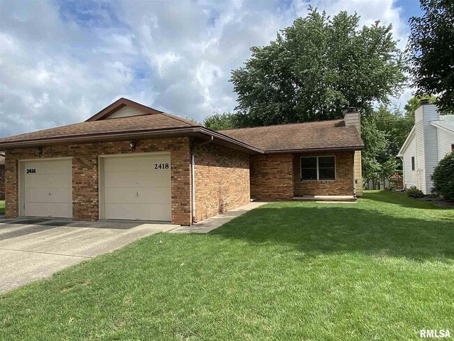 Building Photo - 2418 Austin Dr