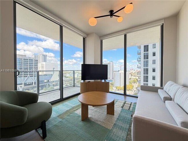 Foto del edificio - 11 NE 6th St