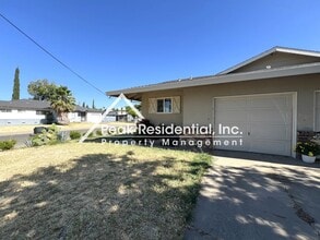 Building Photo - 3101 Gardendale Rd