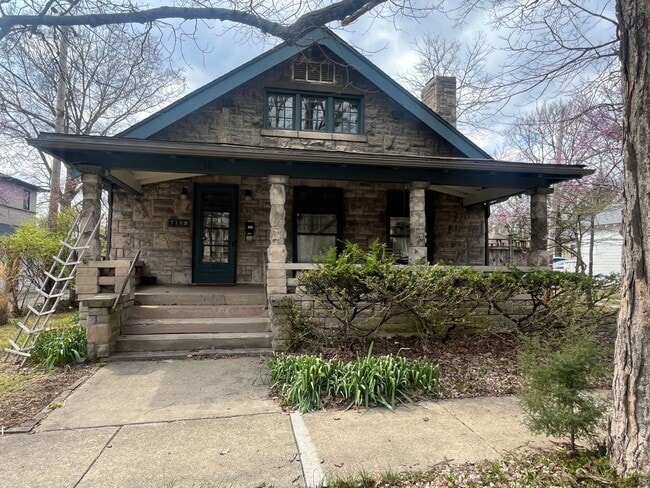 Building Photo - 710 S Fess Ave