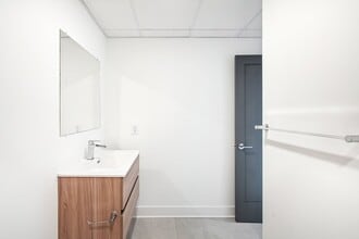 Interior Photo - OLO