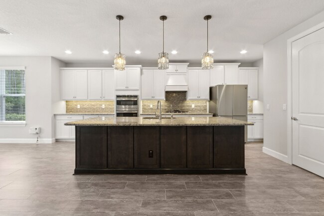 Building Photo - 85390 Cherry Creek Dr