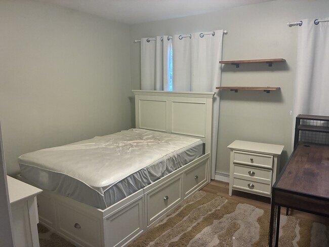 Foto del edificio - 2285 E Carriage Hill Dr