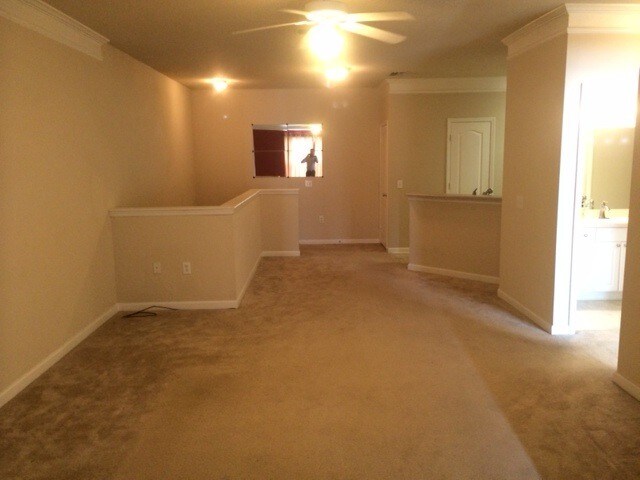 Foto del edificio - 19920 Villa Ridge Dr